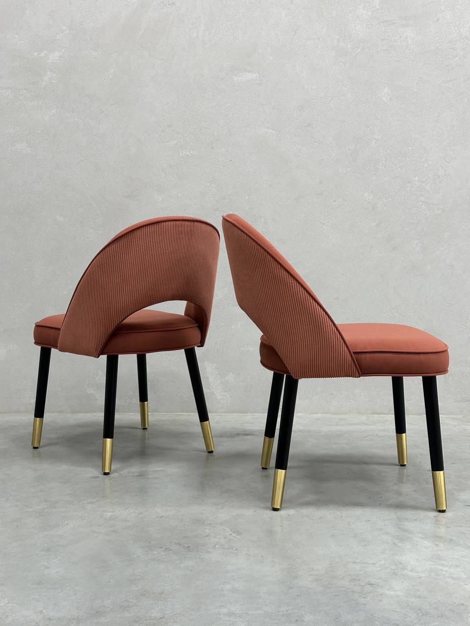 Arlo Ribbed Dining Chair